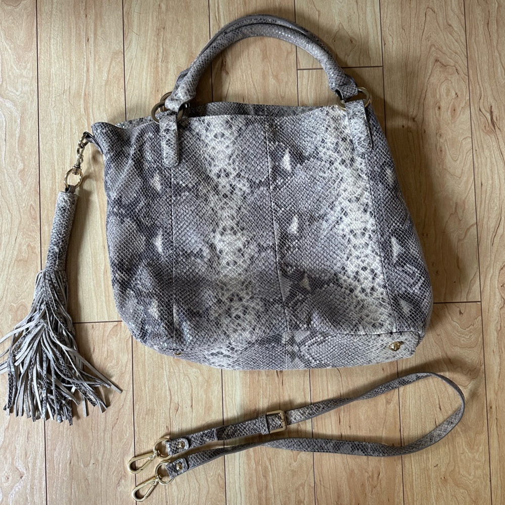 G.I.L.I. Got It Love It Large Snake Skin Print Roma 2 Leather Hobo